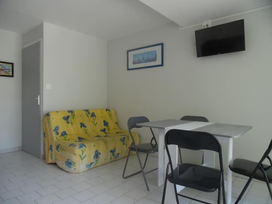 Super Apartment